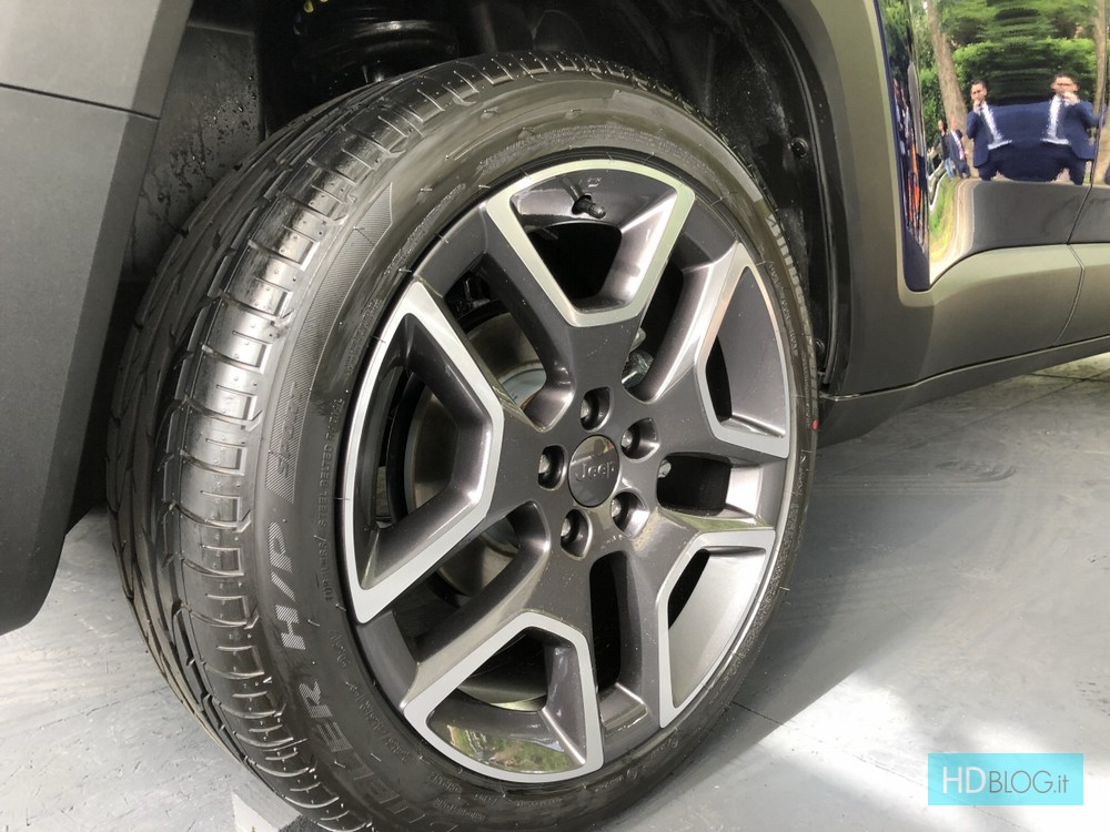 Bộ vành 5 chấu mới của mẫu SUV cỡ B nhà Jeep