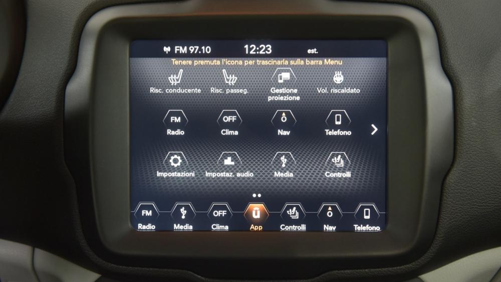 Màn hình thông tin giải trí của Jeep Renegade 2019