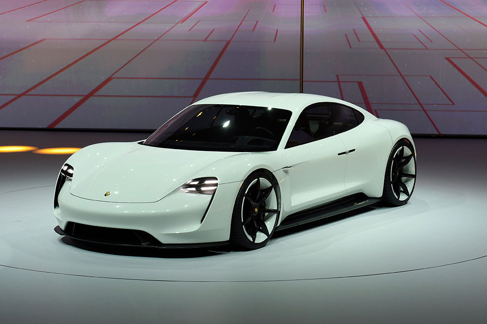 Porsche Mission E phiên bản concept