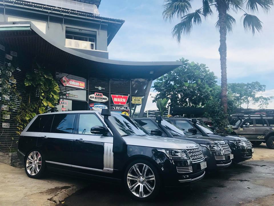 Chủ tịch Trung Nguyên sở hữu đến 4 chiếc Range Rover SVAutobiography