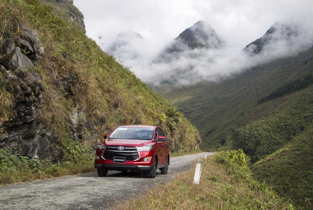 Toyota Innova luôn giữ vững danh hiệu Ông vua xe thương mại Toyota Innova luôn giữ vững danh hiệu Ông vua xe thương mại