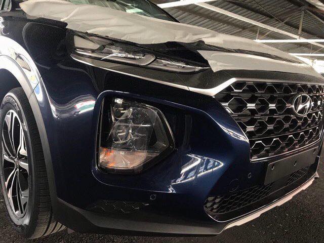 Hyundai Santa Fe 2019 được trang bị lưới tản nhiệt Cascading Grille