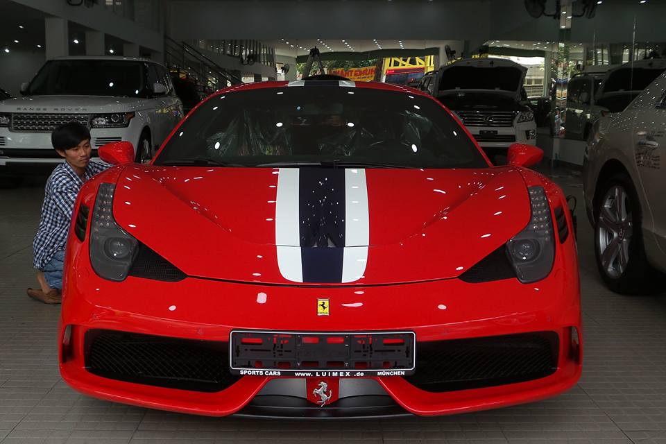 Trong bảng danh sách các xe tham dự vào hành trình siêu xe của ông chủ hãng cà phê Trung Nguyên, Đặng Lê Nguyên Vũ sẽ có sự tham dự của Ferrari 458 Speciale độc nhất vô nhị tại Việt Nam