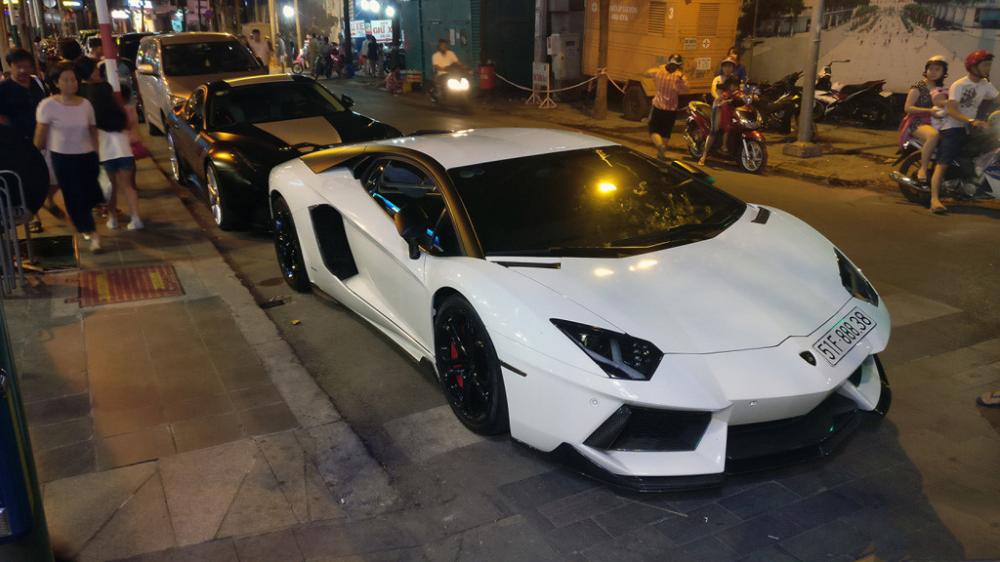 Và tậu Lamborghini Aventador Coupe Và tậu Lamborghini Aventador Coupe