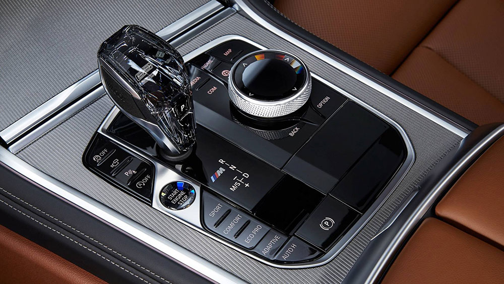 Cần số bằng thủy tinh của BMW 8-Series 2019