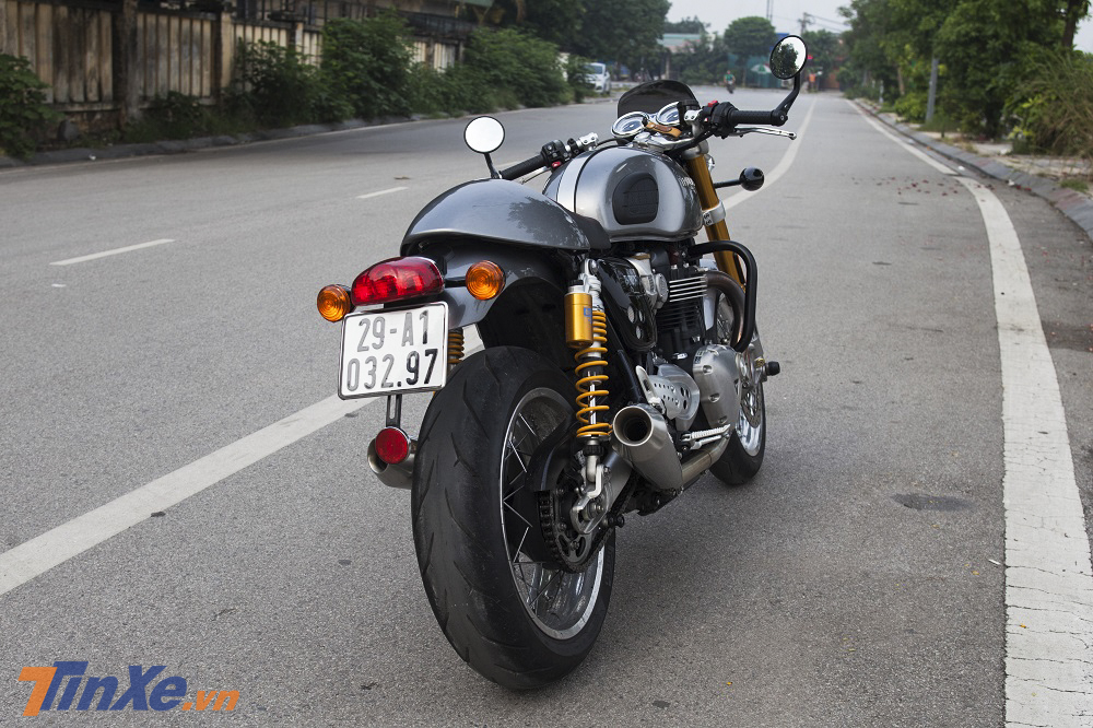 Triumph Thruxton R 2017 mang đậm phong cách hoài cổ