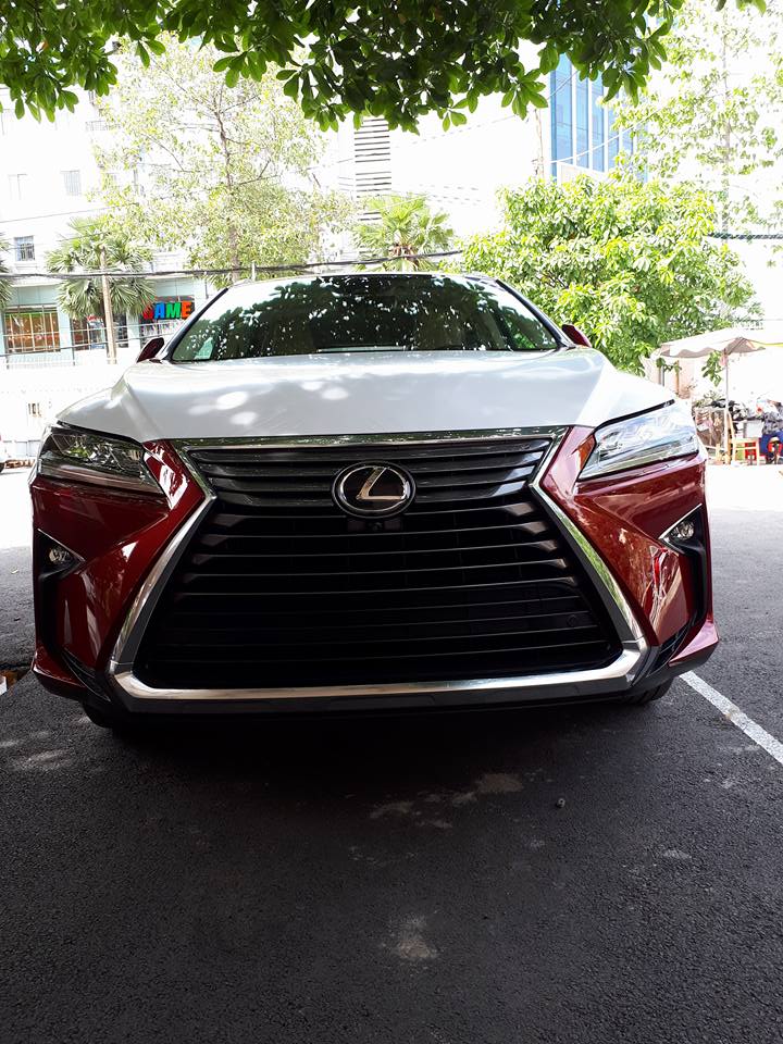 Lexus RX350L 2018 được cho đầu tiên ở phía Nam Lexus RX350L 2018 được cho đầu tiên ở phía Nam