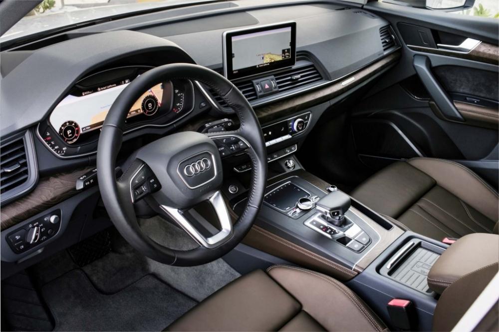 Vô lăng trên Audi Q3 2018