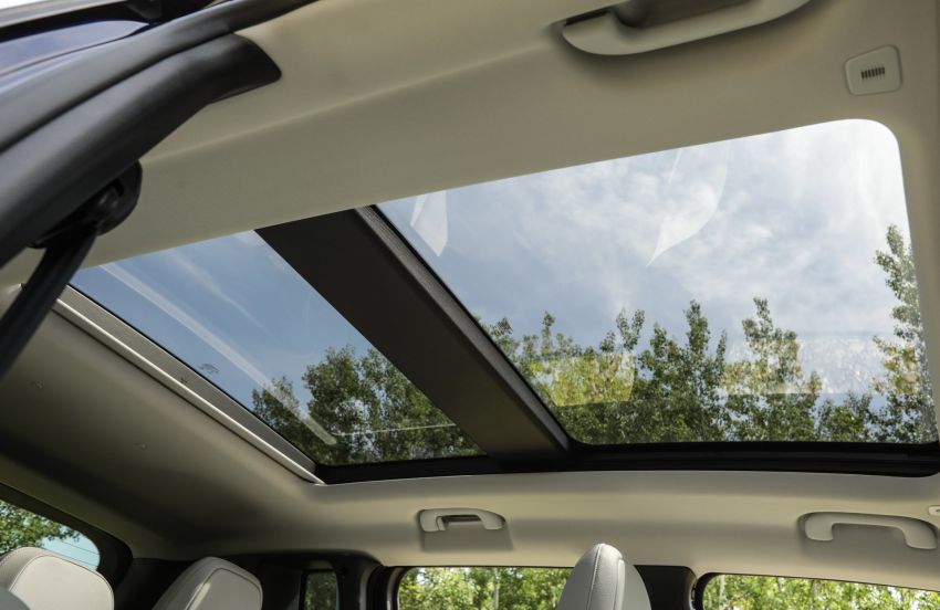 Cửa kính 2 mảnh trượt chỉnh điện