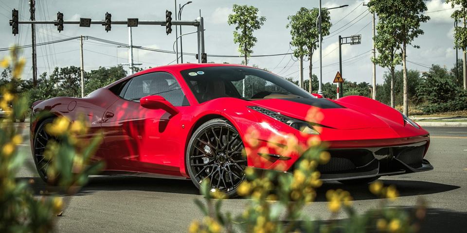 Bản độ body kit Misha Designs Limited Edition 458 mang đến ngoại hình dữ dằn hơn cho siêu xe Ferrari 458 Italia 