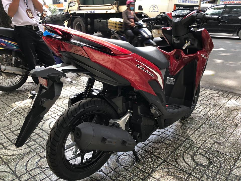Lô hàng Honda Click 125 2018 đầu tiên về Việt Nam với giá bán 70 triệu Đồng