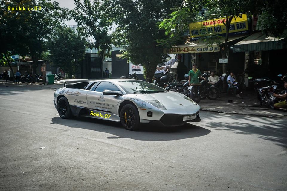 Ngoài ra còn có chiếc Lamborghini Murcielago LP670-4 SV độc nhất vô nhị tại Việt Nam Ngoài ra còn có chiếc Lamborghini Murcielago LP670-4 SV độc nhất vô nhị tại Việt Nam