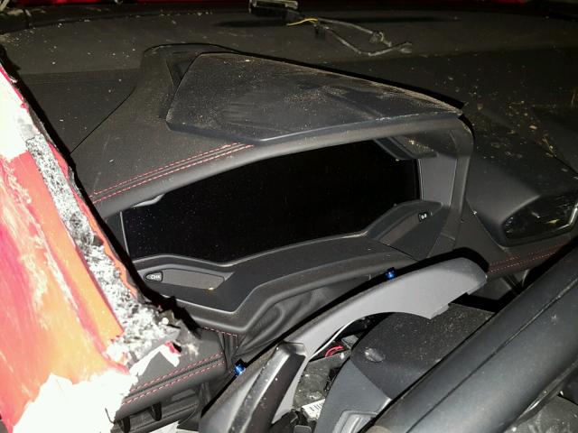 Động cơ trên khi kết hợp với hộp số ly hợp kép 7 cấp và hệ dẫn động cầu sau giúp Lamborghini Huracan LP580-2 chỉ mất khoảng 3,4 giây để tăng tốc lên 100 km/h từ vị trí xuất phát