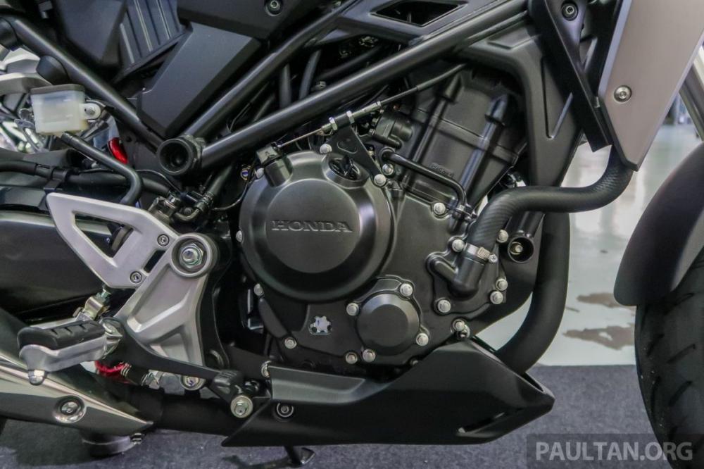 Khối động cơ xylanh đơn 250cc của Honda CB250R 2018