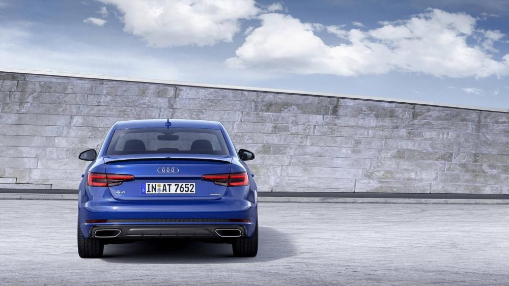 Cận cảnh đuôi xe của Audi A4 2019