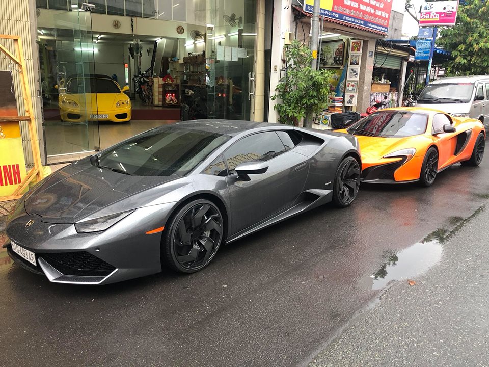 Lamborghini Huracan LP610-4 độ mâm bản giới hạn của PUR có giá hơn 300 triệu Đồng và chiếc McLaren 650S Spider độ mâm của hãng ADV.1