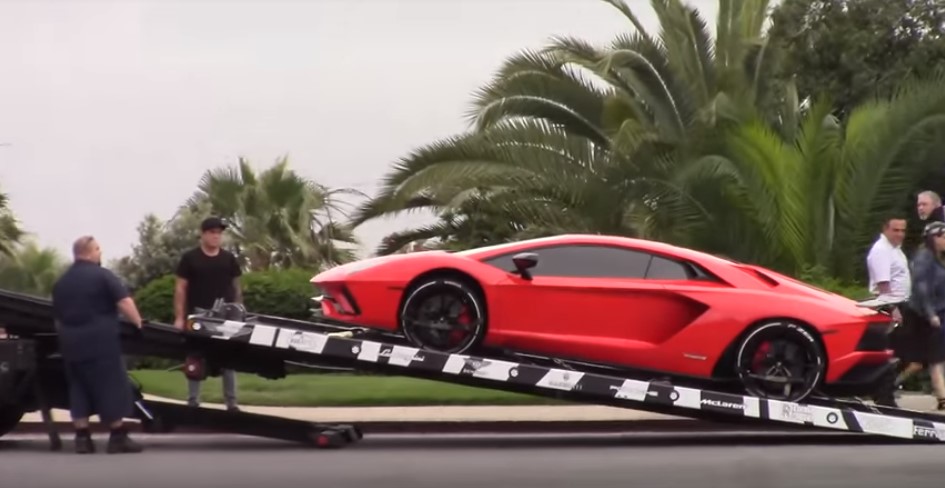 Justin Bieber tậu siêu xe Lamborghini Aventador S thứ hai trị giá hơn 9 tỷ  đồng