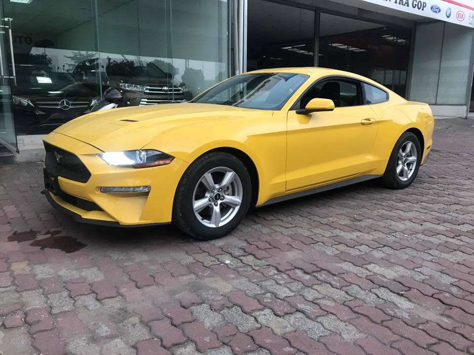 Đây là chiếc Ford Mustang đời 2018 thứ 2 tìm thấy chủ nhân tại Việt Nam. Đây là chiếc Ford Mustang đời 2018 thứ 2 tìm thấy chủ nhân tại Việt Nam.