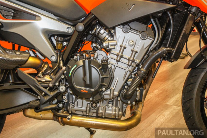 Động cơ mới trên KTM 790 Duke 2018