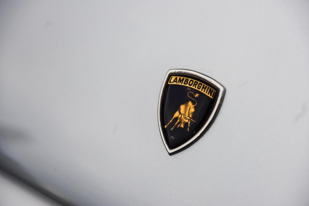 Tất nhiên công việc này do các kỹ sư của Lamborghini thực hiện. Từ lúc phục hồi cho đến nay, siêu xe này chỉ lăn bánh thêm khoảng 200 miles, tương đương 322 km.