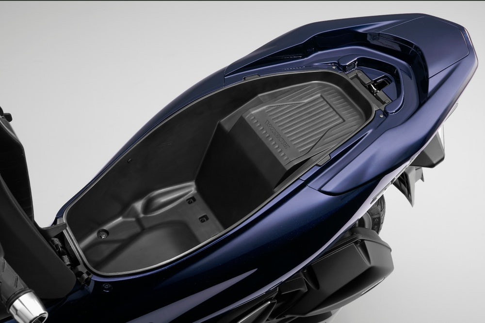 Honda PCX Hybrid báo giá 88 triệu đồng sẽ xuất xưởng từ Việt Nam Honda PCX Hybrid báo giá 88 triệu đồng sẽ xuất xưởng từ Việt Nam