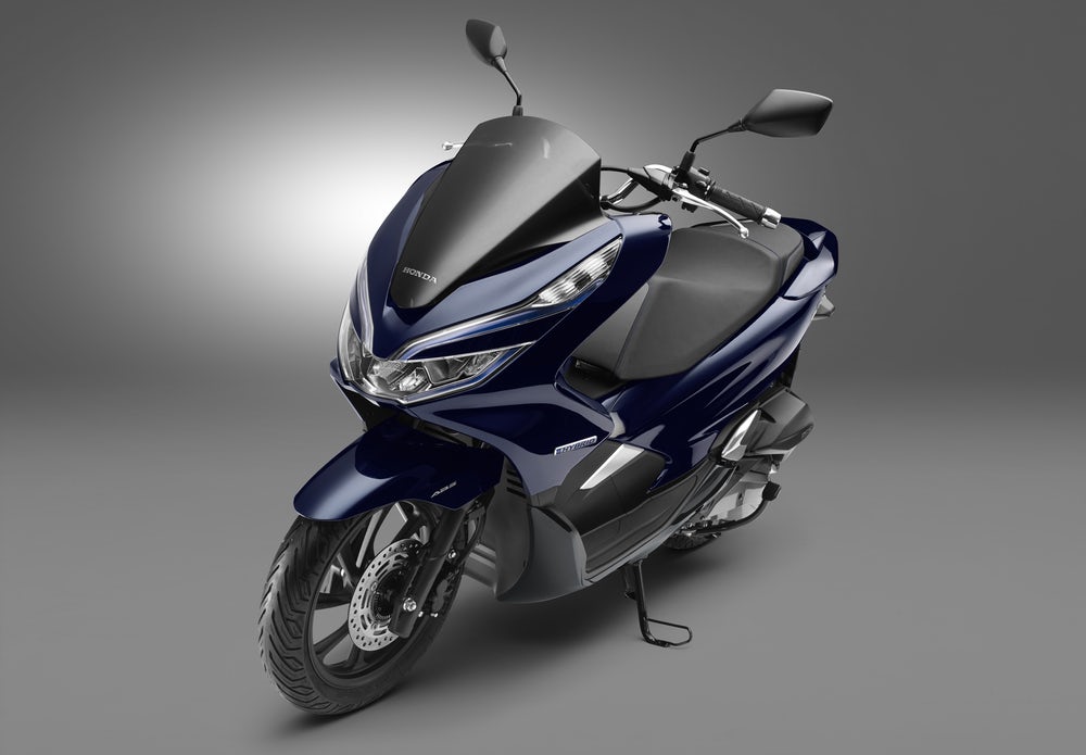 Honda PCX Hybrid báo giá 88 triệu đồng sẽ xuất xưởng từ Việt Nam Honda PCX Hybrid báo giá 88 triệu đồng sẽ xuất xưởng từ Việt Nam