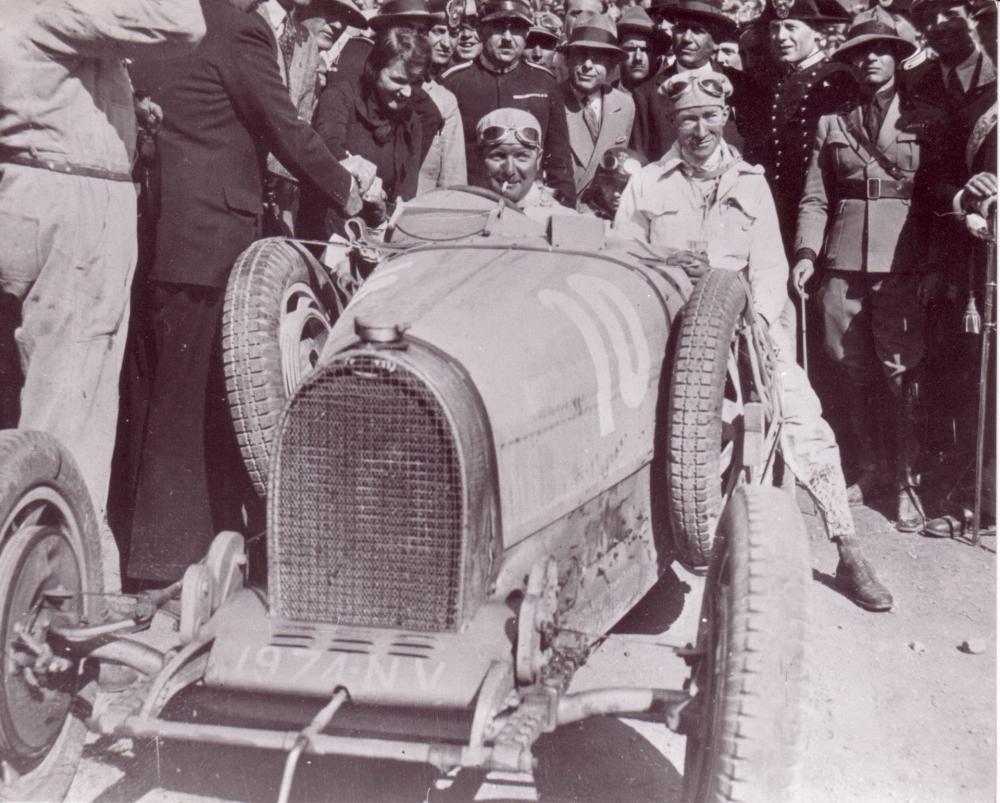 Người đã giúp hãng Bugatti 2 lần bước lên bục cao nhất trong cuộc đua Targa Florio vào cuối những năm 1920. Người đã giúp hãng Bugatti 2 lần bước lên bục cao nhất trong cuộc đua Targa Florio vào cuối những năm 1920.