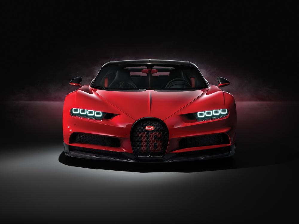 Bugatti Chiron Sport đang là siêu xe mới và đắt nhất của Bugatti. Tuy nhiên, khi Chiron Divo ra mắt, các danh hiệu này sẽ bị phá vỡ. Bugatti Chiron Sport đang là siêu xe mới và đắt nhất của Bugatti. Tuy nhiên, khi Chiron Divo ra mắt, các danh hiệu này sẽ bị phá vỡ.