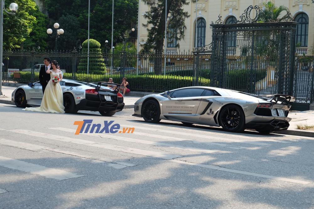Lamborghini Murcielago LP670-4 SV và Aventador LP-700-4 dừng trước Nhà khách Chính phủ Lamborghini Murcielago LP670-4 SV và Aventador LP-700-4 dừng trước Nhà khách Chính phủ