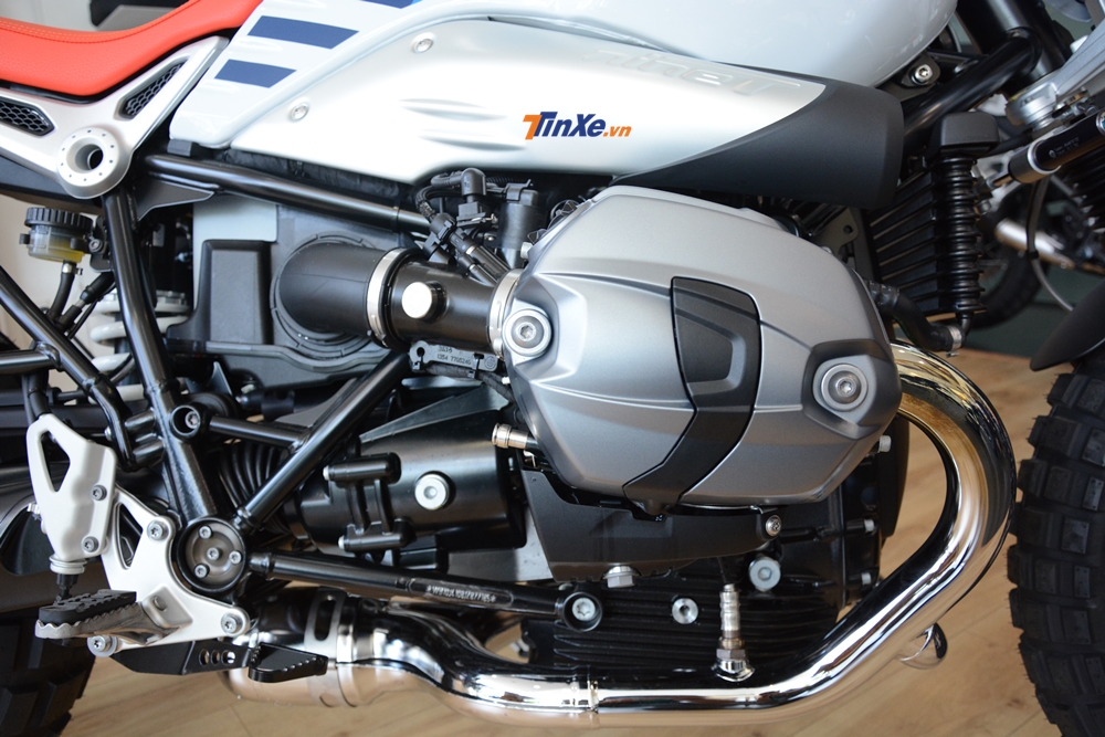 Động cơ trên BMW R nineT Urban G/S không có gì thay đổi so với bản tiêu chuẩn.