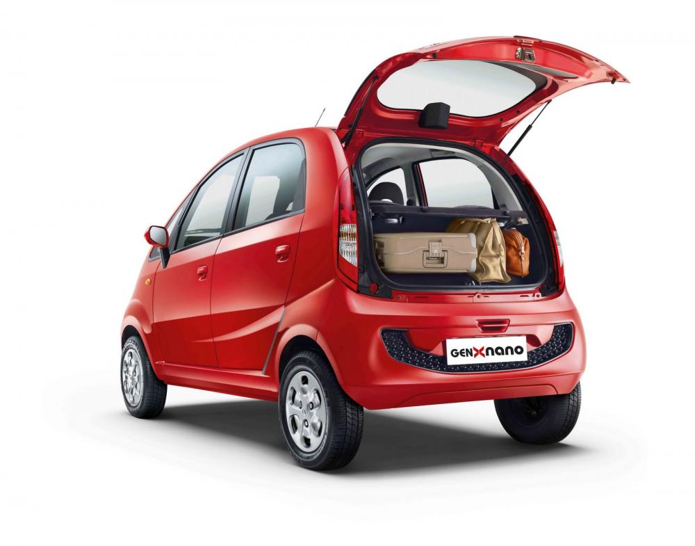 Phía sau của Tata Nano GenX