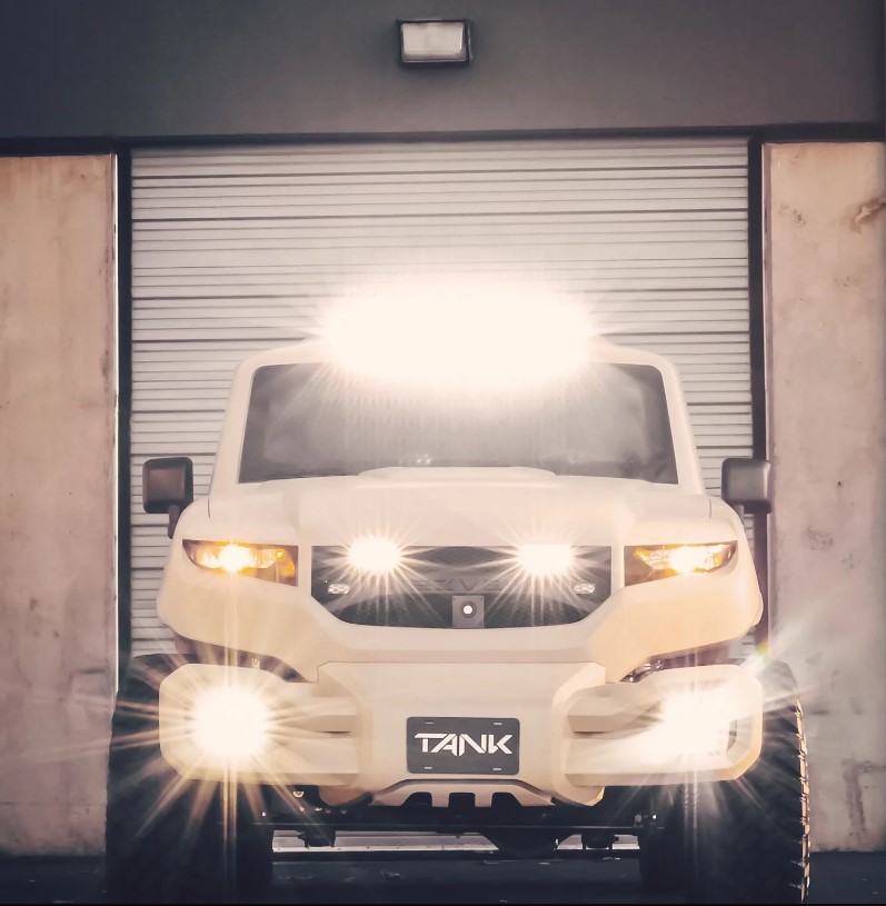 Hệ thống đèn siêu sáng trên Rezvani Tank Military Edition Hệ thống đèn siêu sáng trên Rezvani Tank Military Edition