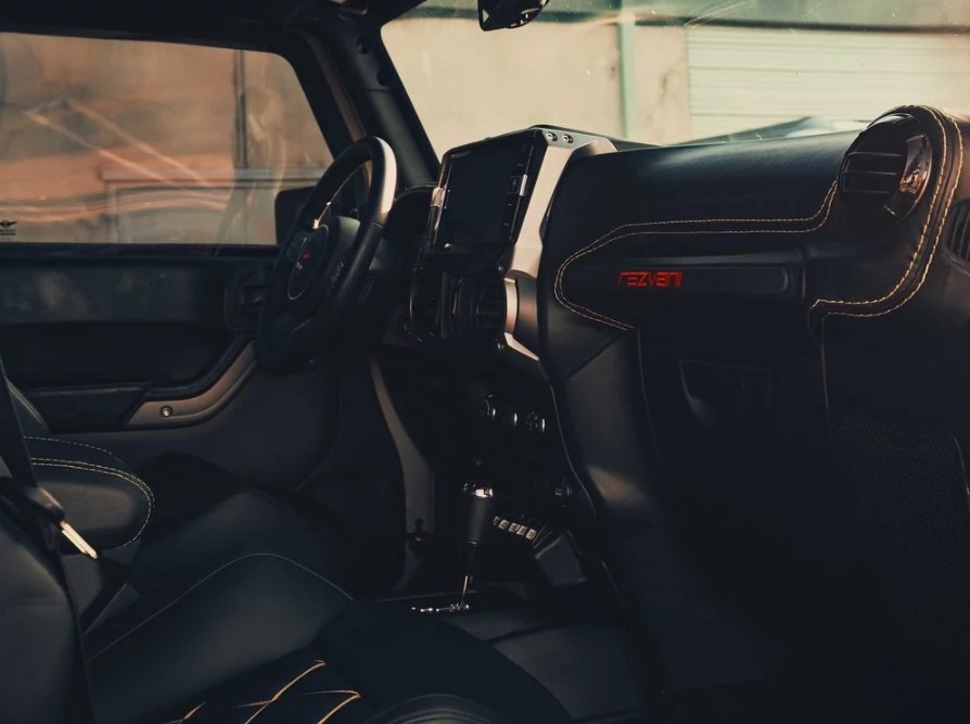 Nội thất bên trong Rezvani Tank Military Edition Nội thất bên trong Rezvani Tank Military Edition
