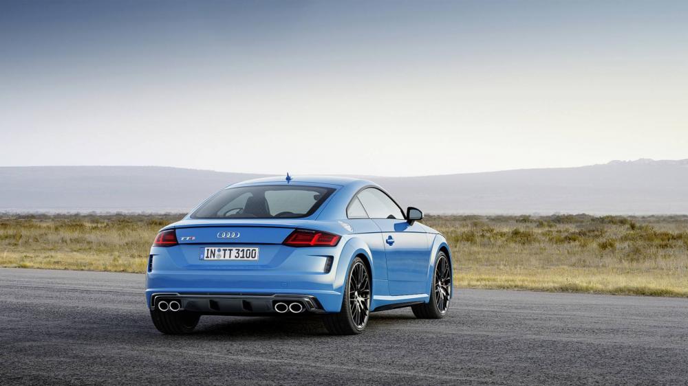 Audi TT 2019 nhìn từ phía sau