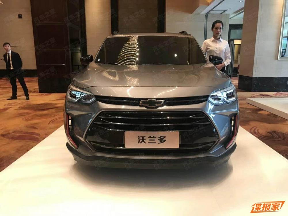 Cận cảnh thiết kế đầu xe của Chevrolet Orlando 2018 Cận cảnh thiết kế đầu xe của Chevrolet Orlando 2018