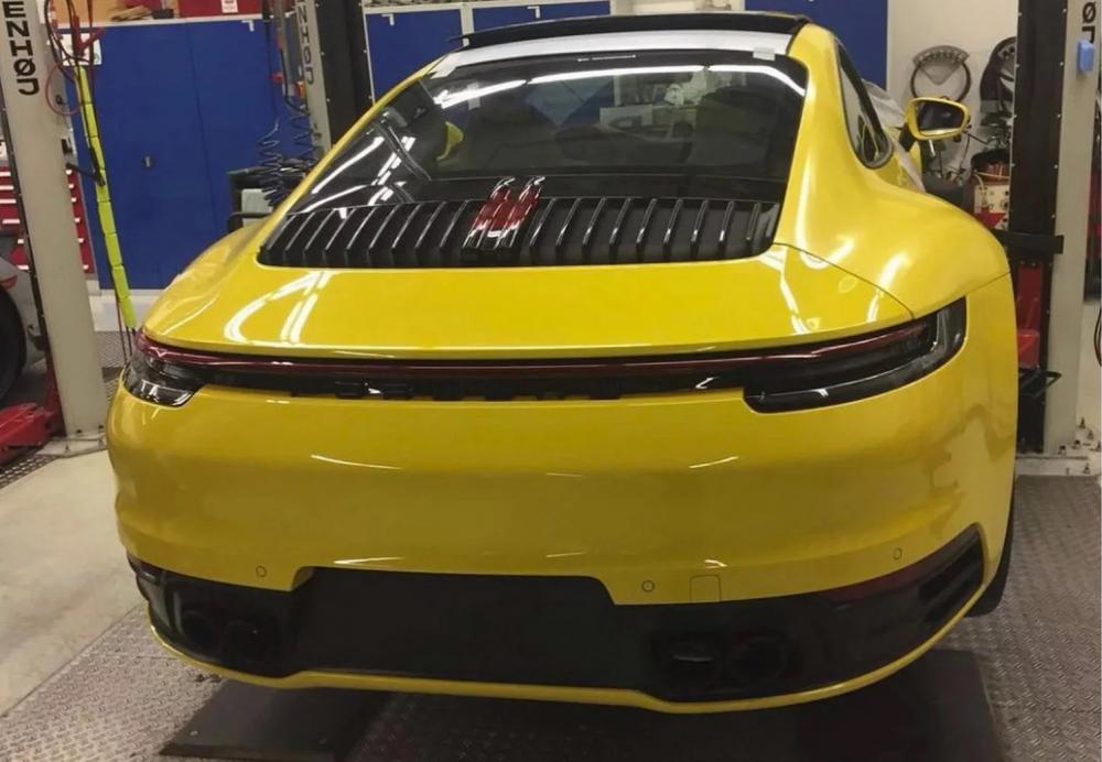 Hình ảnh rò rỉ đầu tiên của Porsche 911 2019 Hình ảnh rò rỉ đầu tiên của Porsche 911 2019