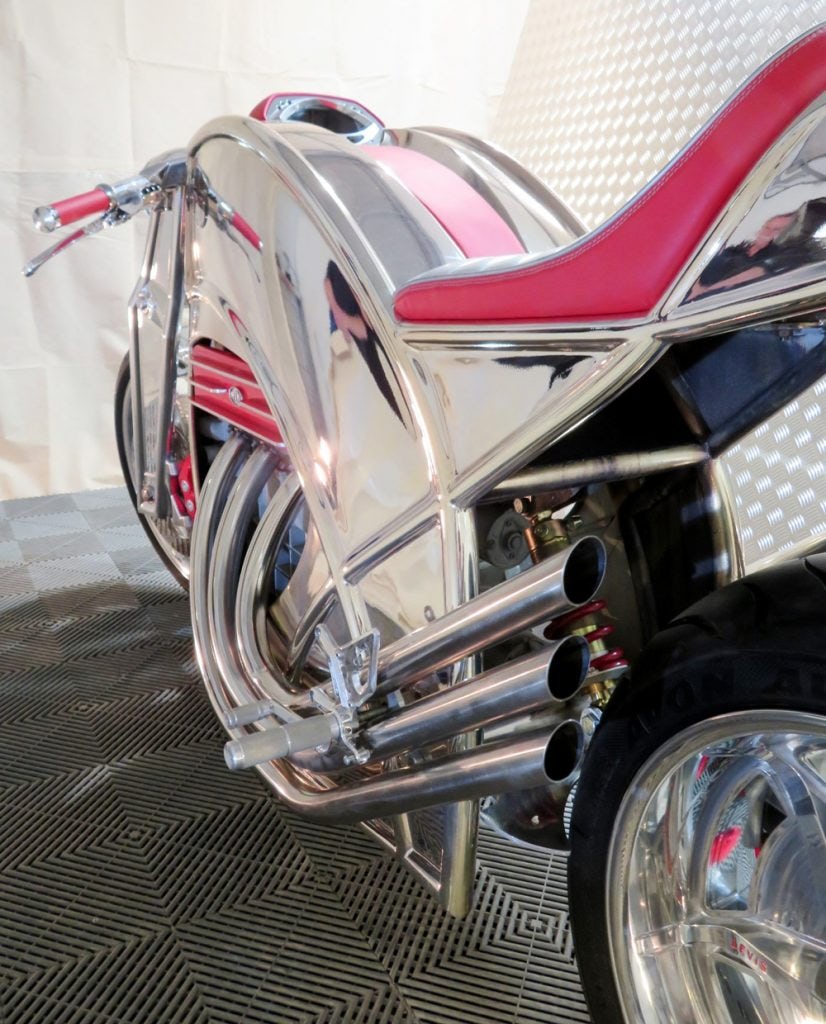 Levis Motorcycles hồi sinh với mẫu Café Racer V6 siêu khủng Levis Motorcycles hồi sinh với mẫu Café Racer V6 siêu khủng