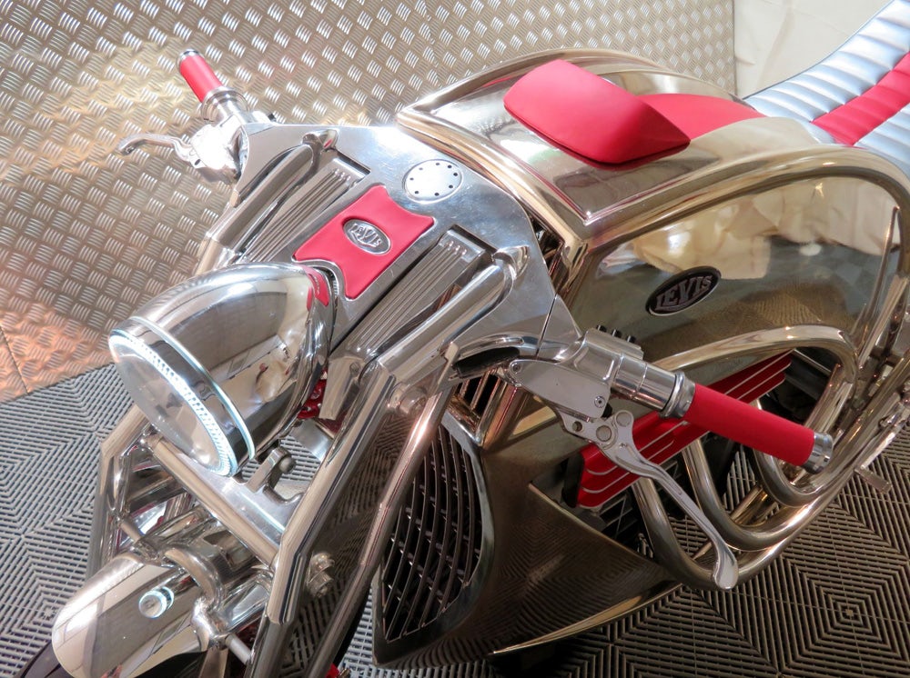 Levis Motorcycles hồi sinh với mẫu Café Racer V6 siêu khủng Levis Motorcycles hồi sinh với mẫu Café Racer V6 siêu khủng