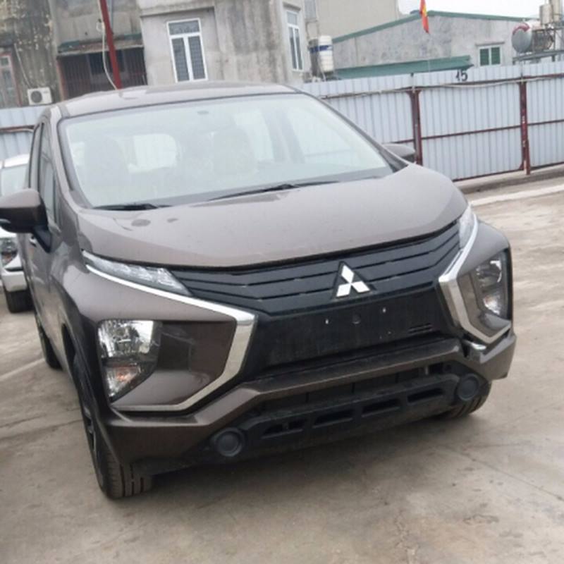 Mitsubishi Xpander 2018 bản số sàn đi kèm lưới tản nhiệt màu đen Mitsubishi Xpander 2018 bản số sàn đi kèm lưới tản nhiệt màu đen