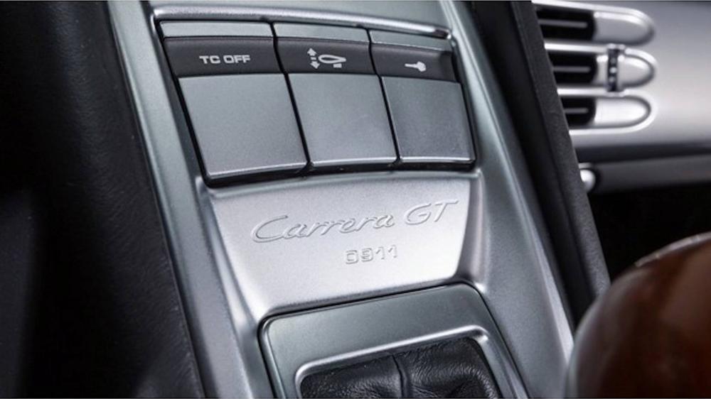 Riêng chiếc Carrera GT đang rao bán 29 tỷ Đồng có số thứ tự 911 Riêng chiếc Carrera GT đang rao bán 29 tỷ Đồng có số thứ tự 911