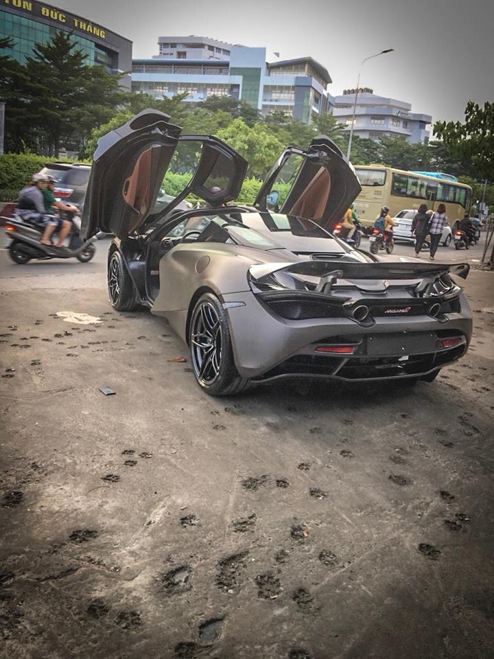 Bộ áo mới của chiếc McLaren 720S này lấy cảm hứng từ nhân vật Người Dơi Bộ áo mới của chiếc McLaren 720S này lấy cảm hứng từ nhân vật Người Dơi