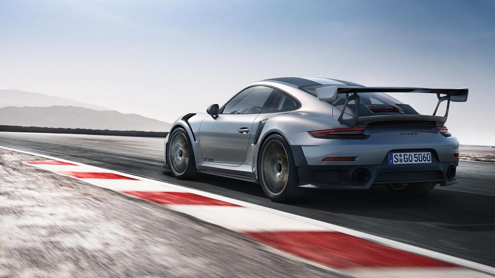Hiện đã có khách hàng Việt Nam đặt mua Porsche 911 GT2 RS 2018