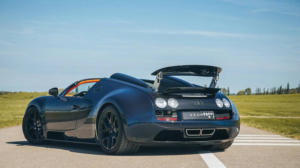 Chiếc Bugatti Veyron Grand Sport Vitesse này đang tìm chủ nhân mới với giá thách cưới 2.75 triệu Bảng Anh Chiếc Bugatti Veyron Grand Sport Vitesse này đang tìm chủ nhân mới với giá thách cưới 2.75 triệu Bảng Anh