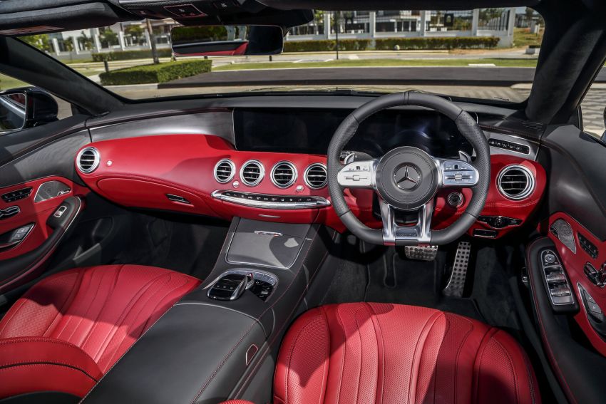 Nội thất của Mercedes-Benz S560 Cabriolet 2019 Nội thất của Mercedes-Benz S560 Cabriolet 2019