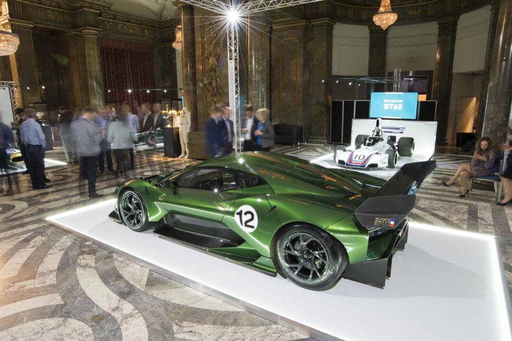 Chỉ có vỏn vẹn 70 chiếc Brabham BT62 được sản xuất trên thế giới 