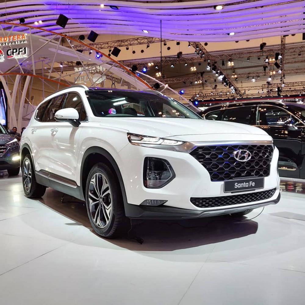 Hyundai Santa Fe 2019 ra mắt thị trường Indonesia