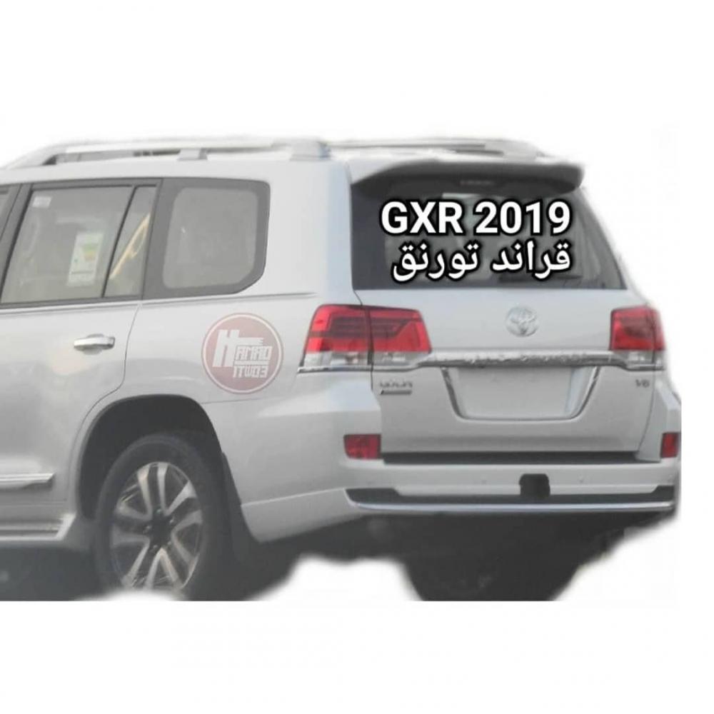 Bộ vành la-zăng của Toyota Land Cruiser Grand Touring 2018 không thay đổi so với bản GXR