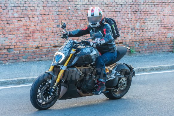Lộ thêm ảnh nóng, Ducati Diavel 2019 đã sẵn sàng ra mắt