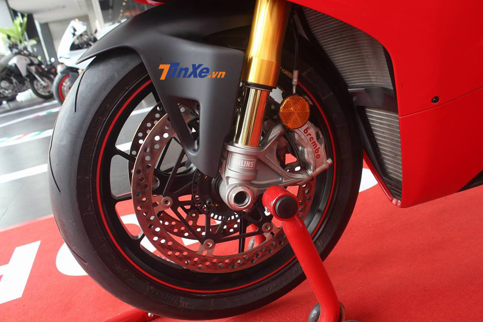 Nhằm tiếp cận tới nhiều khách hàng, Ducati sẽ phát triển dòng V4 rẻ hơn