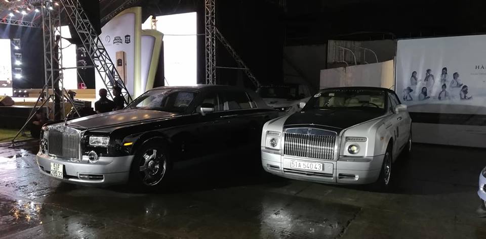 Cặp đôi xe siêu sang của Rolls-Royce góp mặt tại sự kiện này là Phantom và Phantom Drophead Coupe